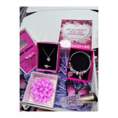 Le Manolia Accessories kararmaz çelik pembe kalp kolye ,yüzük,mum,doğal taş bileklik ,kolonya ve not set