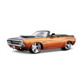 Maisto 1:24 Dodge Challenger Model Araba