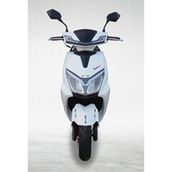 Motolüx Nirvana Pro 50CC Motosiklet Beyaz Renkli Modern Tasarım ve Güçlü Performans