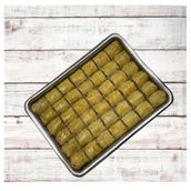 Nevzat 650 gr Tepsi Hediyeli Fıstıklı Kuru Burma