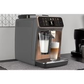 Philips 20 Sıcak ve Soğuk Içecek Lattego Tam Otomatik Premium Espresso Makinesi, Silent Brew Teknolojisi, Onerous Hassas Tartı Hediye - Kahverengi
