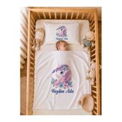 Pia Baby İsme Özel Kız Bebek Battaniye 80X80 Cm Ve Yastık Kılıfı 35X45 Cm %100 Pamuk Organik Baskılı Bebek Seti Bebek Hediyesi