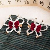 Rabithenn 1 çift kırmızı kelebek şekli inci ve çan ile saç tokası çin Hanfu tarzı saç tokası Retro Jubilant tarzı el yapımı saç aksesuarları kadınlar kızlar için uzun saç (inci kelebek)