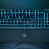 Razer Ornata V3 X Kablolu Oyuncu Klavyesi