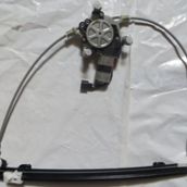 Renault Clio-SD 1998-2001 Sağ Elektrikli Motorlu Ön Cam Krikosu