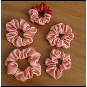 Saten Saç Tokası, 5'li Set, Parlak renklerde, Lastikli Scrunchie, Nişan, Düğün, Kına Gecesi,Doğum Günü Hediyesi (Pudra)