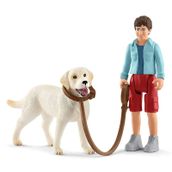 Schleich 42478 Labrador İle Yürüyüş