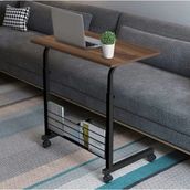 servetavcı Kitaplıklı ve Yükseklik Ayarlı Laptop Sehpası ve Çalışma Masası - Ceviz (Tekerli) - 70 x 40 cm