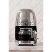 Smeg 50'S Style Retro Paslanmaz Çelik Filtre Kahve Makinesi DCF02SSEU 1 Fincan Kapasitesi ile Otomatik Kapanma - Gri