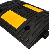 Starçelik 33 x 30 x 4 cm Eko Kauçuk Hız Kesici Yol Kasisi