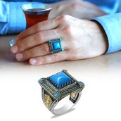 Tesbihane Kare Tasarım Firuze Taşlı Çevresi Mikro Zirkon Taş Mıhlamalı 925 Ayar Gümüş Erkek Yüzük