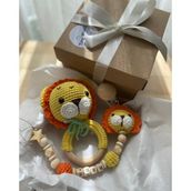 Tiny Wood Hoşgeldin Bebek Hediyelik, Organik Yeni Doğan Bebek Isimli Emzik Askısı Hediye Seti Diş Kaşıyıcı