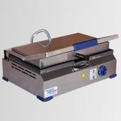 Tuğra TE-7700 16 Dilim Dokum Elektrikli Sanayi Tipi Tost Makinesi