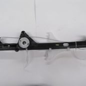 Volkswagen Golf-4 1998-2004 Sağ Elektrikli Motorsuz Arka Cam Krikosu