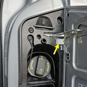 Vw Transporter T6 2016-19 Yakit Depo Kapagi Yay Saci Klipsi 7H0809932