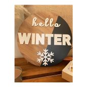 Windly Concept Hello Winter Kış Temalı Ahşap Duvar Dekoru Dekoratif Yılbaşı Süsü Ahşap Duvar Süsü 30 Cm Çap