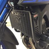Yamaha MT-09 Motor Brandası