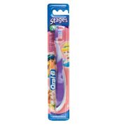 Oral-B Stages Diş Fırcası 3
