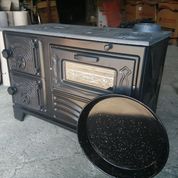 Pres İş Mat Siyah Döküm Fırınlı Kuzine Soba