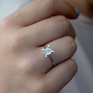0.06 ct Lazerli Pırlanta Badem Tırnak Tektaş Yüzük