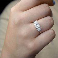 0.25 ct Üç Taş Pırlanta Yüzük