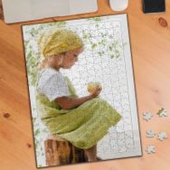 02093 Elma Yiyen Sevimli Kız 240 Parça Puzzle Yapboz