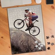 02246 Dağdaki Bisikletçi Sporcu 240 Parça Puzzle Yapboz