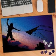 024987 Uçurtma Uçuran Kız 240 Parça Puzzle Yapboz