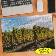 108419968 Ağaçlı Tarla Bağı Çiftçi 240 Parça Puzzle Yapboz