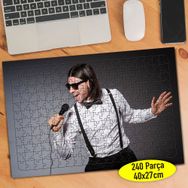 258874025 Şarkı Söyleyen Adam 240 Parça Puzzle Yapboz