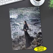 3 Deniz Kenarı Kayalıklar Üstünde Kadın 240 Parça Puzzle Yapboz