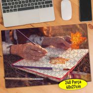 311874 Sararmış Yaprak Resmi Çizen Eller 240 Parça Puzzle Yapboz