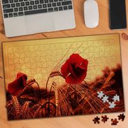 3215269 Buğday Tarlasında Açan Kırmızı Çiçek 240 Parça Puzzle Yapboz