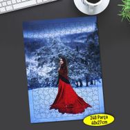 4 Karlı Kış Mevsimi Kırmızı Elbiseli Kız 240 Parça Puzzle Yapboz