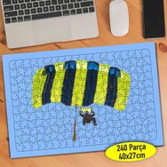 5689 Paraşütle Gökyüzünde Süzülen İnsan 240 Parça Puzzle Yapboz