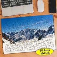 68190450 Kış Mevsimi Karlı Dağ Manzarası 240 Parça Puzzle Yapboz