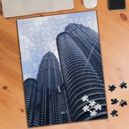 75385 Yüksek İş Merkezi Binaları 240 Parça Puzzle Yapboz