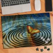 848542 Gölde Dalgalanan Su Kelebek 240 Parça Puzzle Yapboz