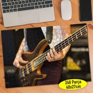 98082548 Gitar Çalan Adam 240 Parça Puzzle Yapboz
