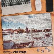 Asil Hobi Retro-Beyaz Kuğular-Deniz-Manzara Yapboz-Ayak Destekli Çerçeveli 240 Parça Puzzle