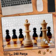 Asil Hobi Santraç-Piyon-Vezir-Şah Mat-Oyun Yapboz-Ayak Destekli Çerçeveli 240 Parça Puzzle