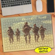 Asilmeydan 456563603 240 Parça Üniformalı Askerler Puzzle Yapboz Tablo