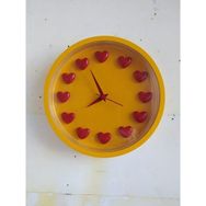Bahat Sarı Kırmızı Taraftar Kalpli 3D Salon Ofis 22 cm Plastik Duvar Saati