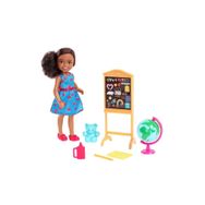 Barbie HCK69 Chelsea Meslekleri Öğreniyor Öğretmen Bebek Serisi