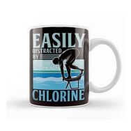 Baskı Dükkanı Distracted By Chlorine Swimmer Swimming Pool Swim Athlete Beyaz Porselen Kupa Bardak