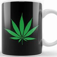 Baskı Dükkanı Marijuana Leaf Kupa