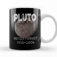 Baskı Dükkanı Pluto 1930 2006 Never Forget Dwarf Planet Pun Porselen 330 ml Beyaz Kupa Bardak