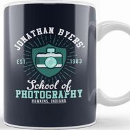 Baskı Dükkanı Stranger Things Jonathan Byers School Of Photography Kupa