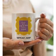 BK Model 1 Gift Kişiye Özel İsimli Friends Kapı Çerçevesi Tasarımlı Beyaz Kupa Bardak