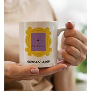 BK Model 2 Gift Kişiye Özel İsimli Friends Kapı Çerçevesi Tasarımlı Beyaz Kupa Bardak